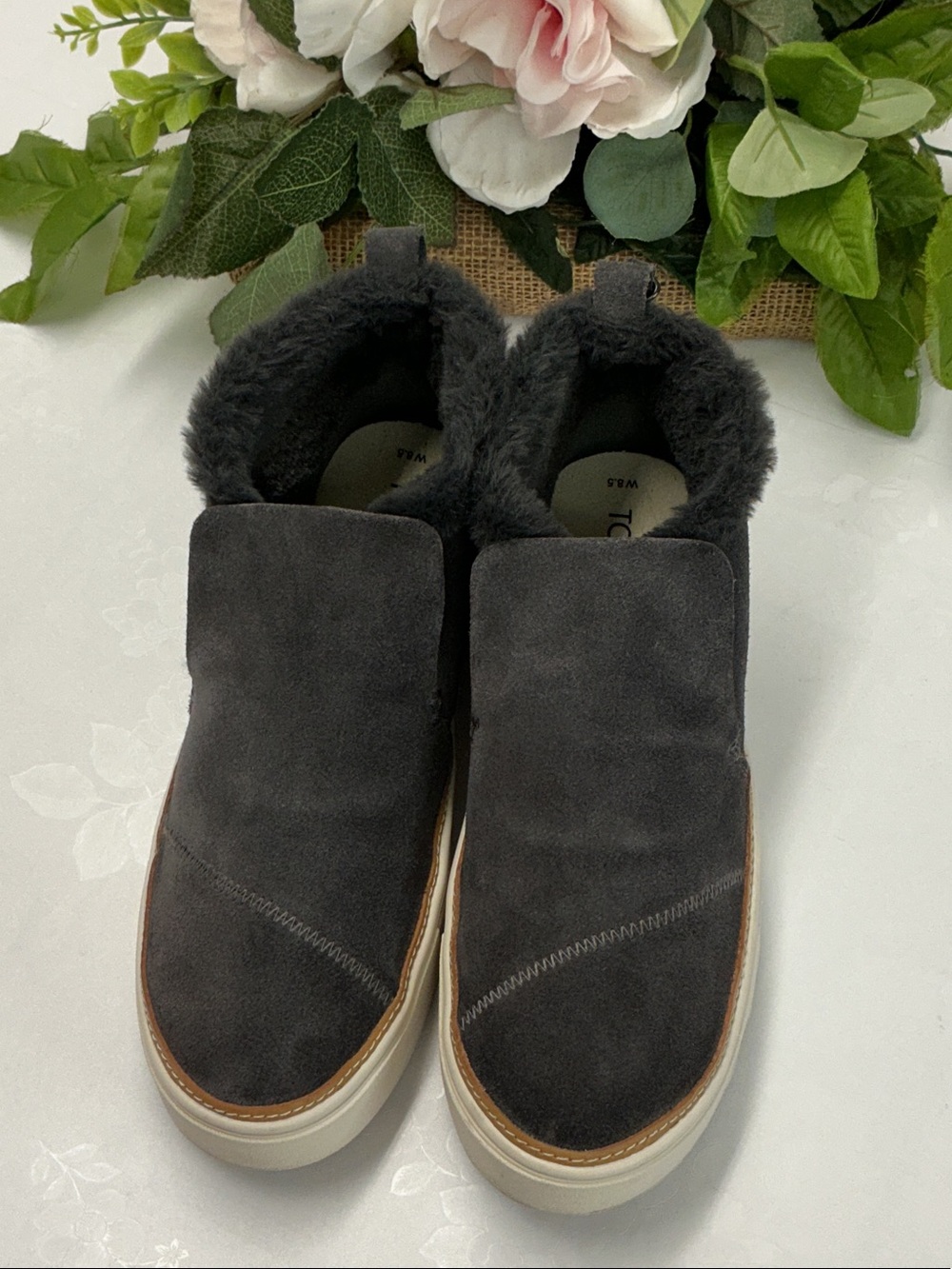 Slip-On Men's Suede Sneakers with Faux Fur Lining - Charcoal